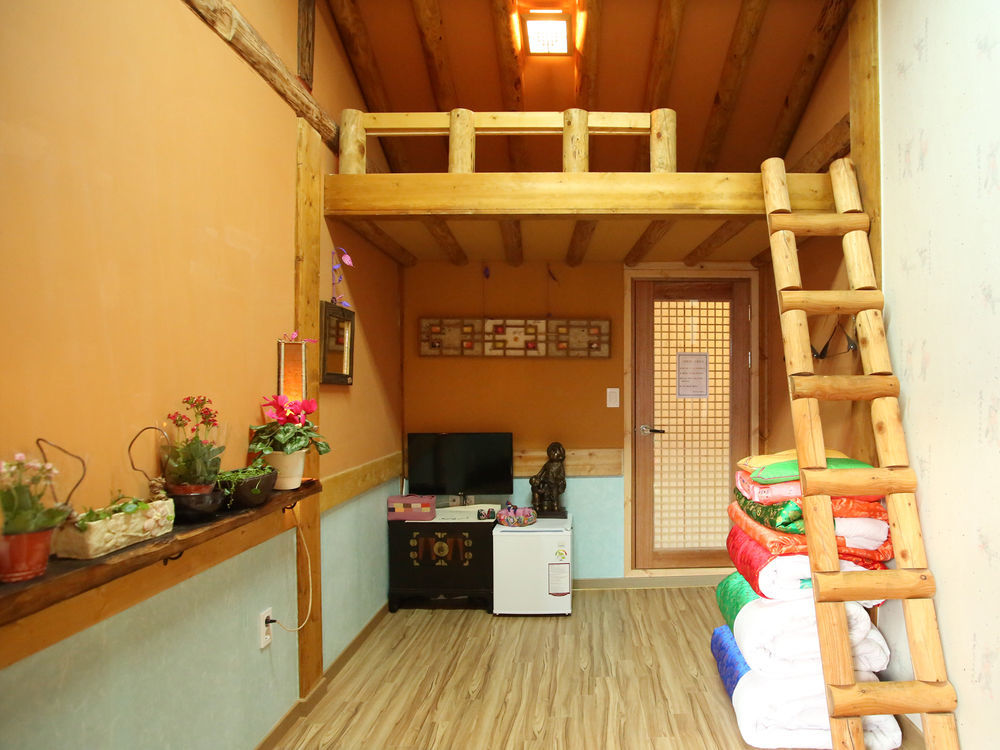 Gangneongjeon Hanok Stay Jeonju Εξωτερικό φωτογραφία